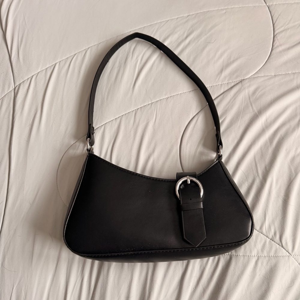 Black Shoulder Bag